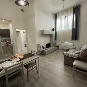 Da Lenny The Grey Apartamento