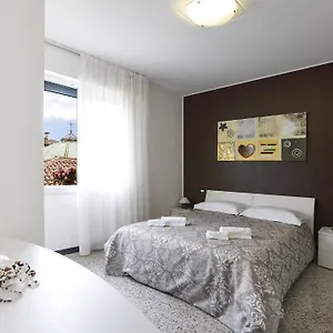 Brick House Apartment